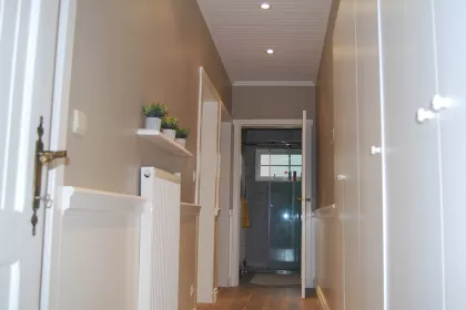 Bigger view of Binnenschilderwerken woning in cottage stijl